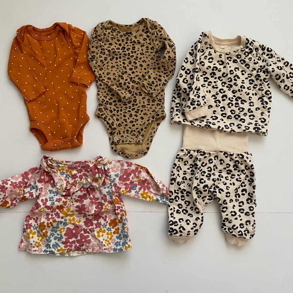 Newborn Fall Baby Clothing Set with Leopard and Floral Prints